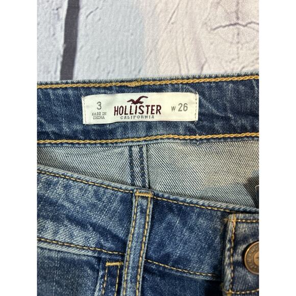 NWT Hollister Ultra High-Rise Skirt Jean Button Distressed Size 3 W26 - Picture 4 of 5